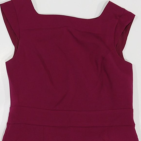 The Limited Midi Dress in Rich Burgundy - Picture 2 of 9